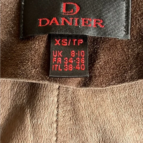 Danier Brown Suede Women's Suit - Picture 7 of 11